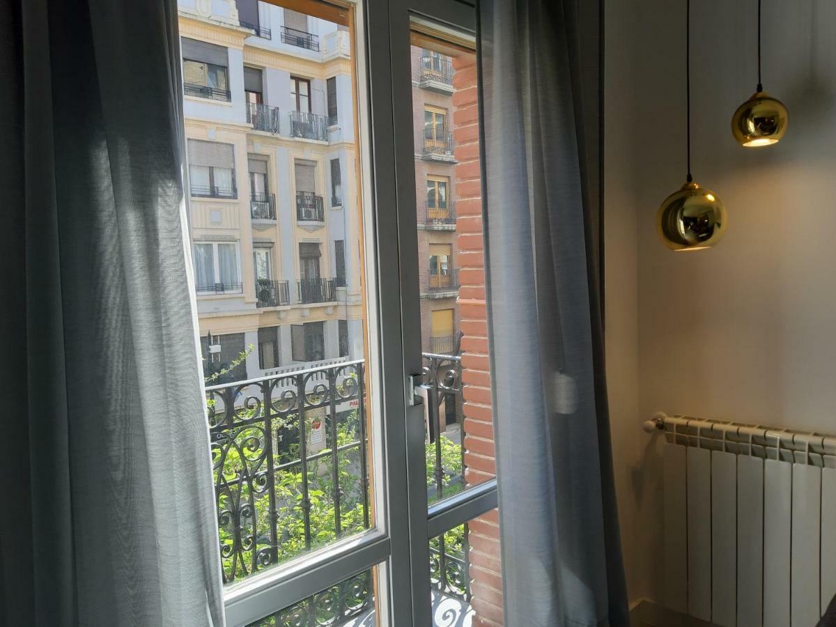 La Parada De Conde Aranda Zaragoza Buitenkant foto